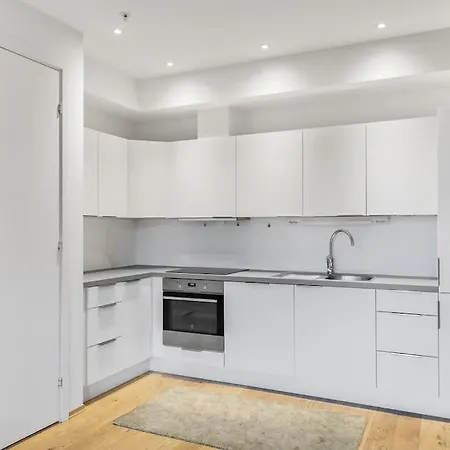 Moderne Solrik - Gratis Lading/sentralt Apartment